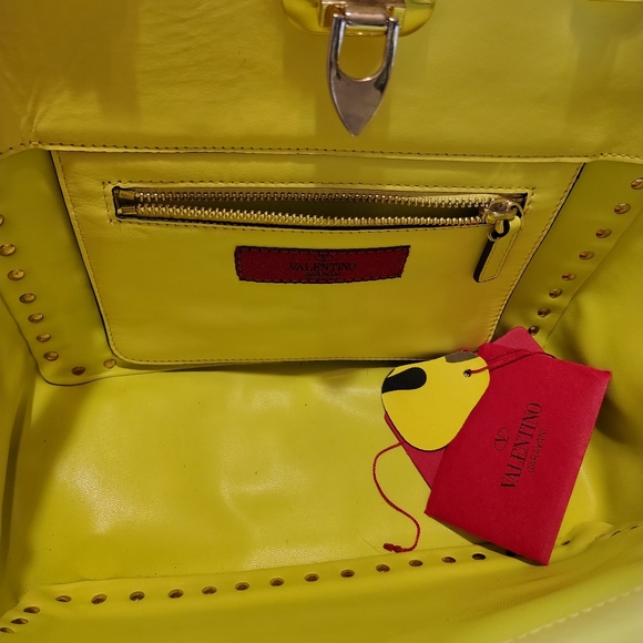 Valentino Garavani Rockstud All Leather Camouflage Bag. - Picture 12 of 14